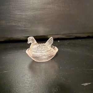 Mini Light Pink Glass Hen on Nest